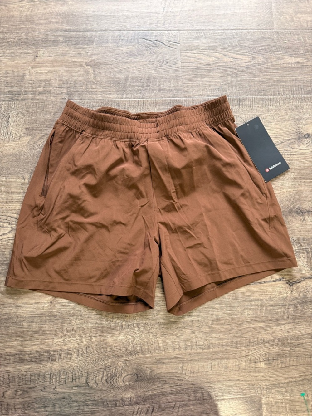 NWT lululemon athletica Men’s Peace Breaker Rust Brown Athletic Shorts 5” LL